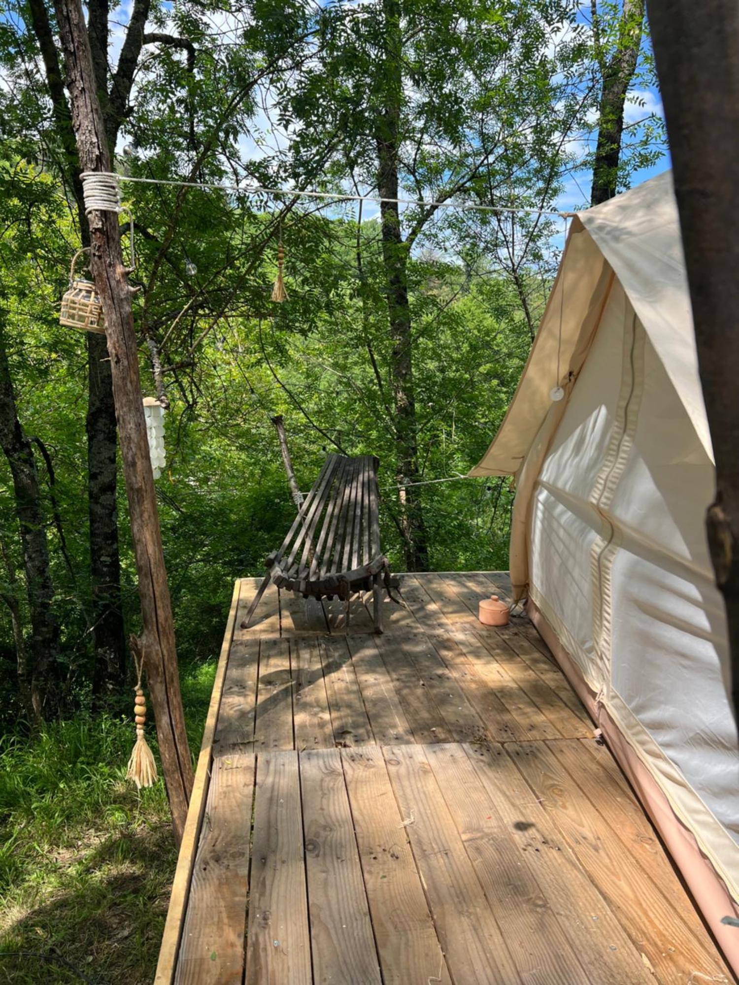 Tente Lodge En Pleine Nature Sumène Extérieur photo